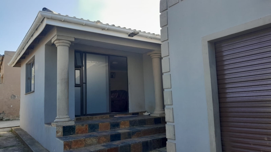 4 Bedroom Property for Sale in Mdantsane Eastern Cape